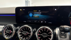 Mercedes-Benz GLB 200 AMG Line Premium 5dr 7G-Tronic Petrol Estate
